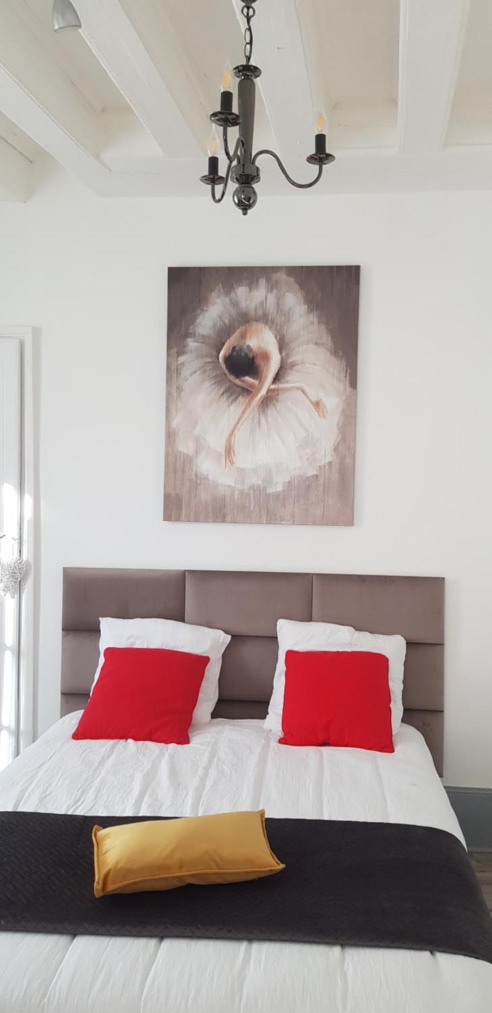 Cosy Entre Centre Et Hopital Apartment Montlucon Bagian luar foto
