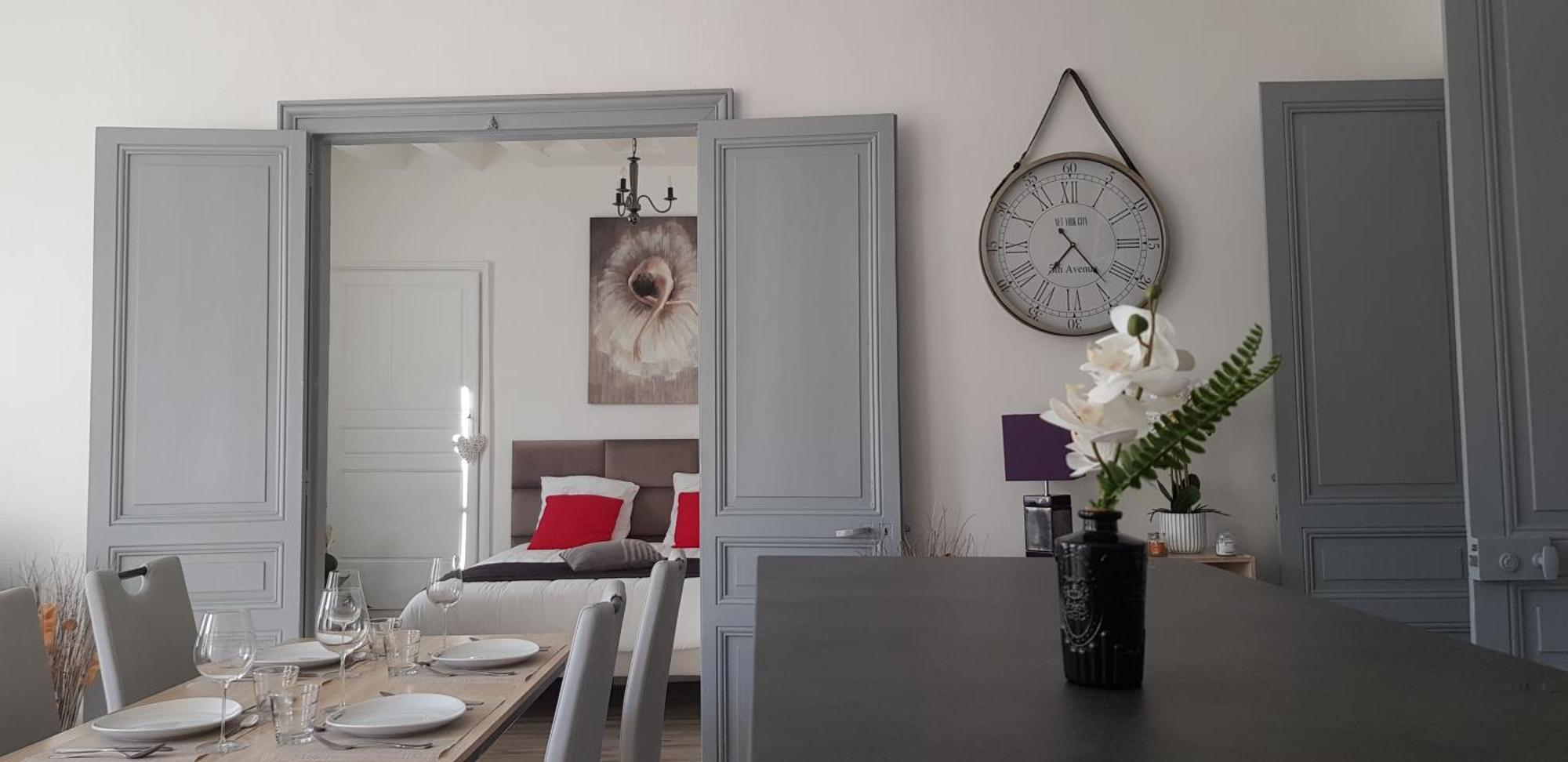 Cosy Entre Centre Et Hopital Apartment Montlucon Bagian luar foto